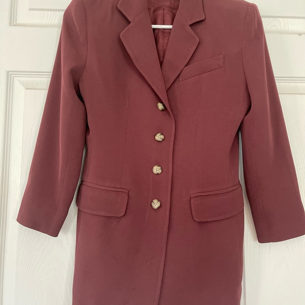 Elegant Women's Burgundy Blazer